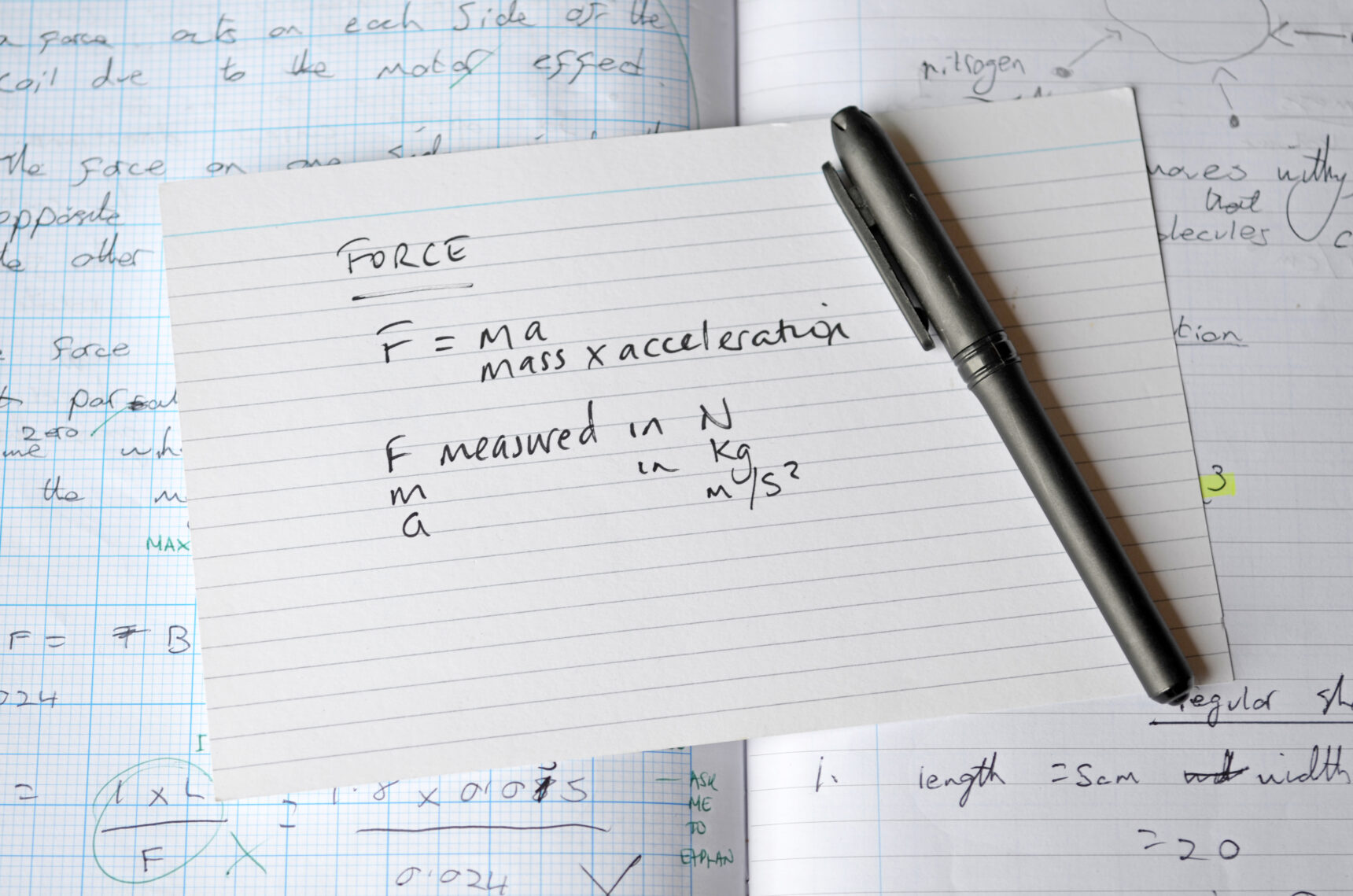 Handwritten Physics revision flashcard.